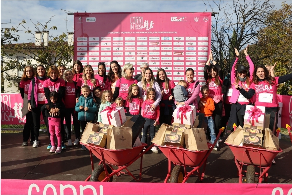 Oltre 3000 Donne E 150 Volontari Oggi Per La Corri In Rosa A San