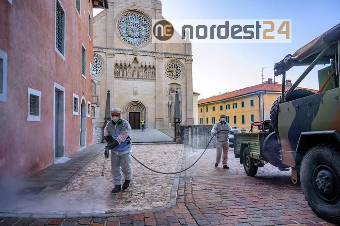 L’Esercito sanifica le chiese di Roma