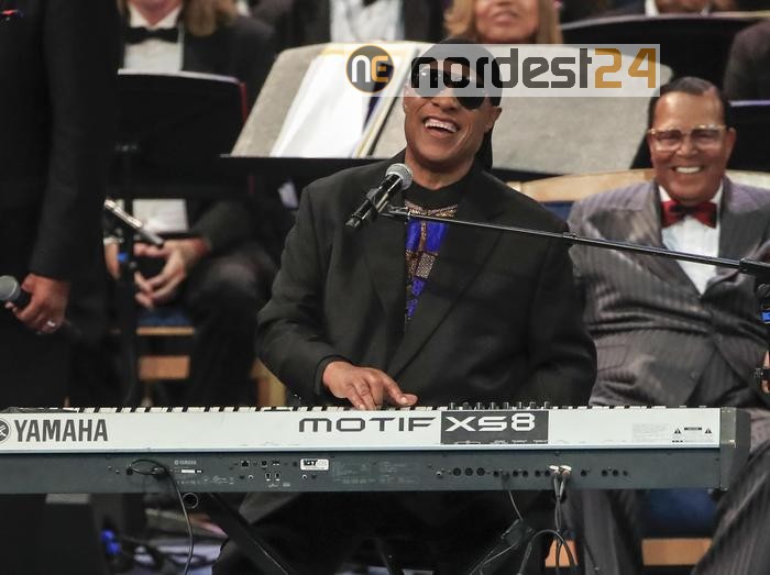 Stevie Wonder, i 70 anni del genio della black music