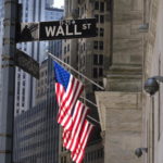 Trump, Wall Street vola, Usa riaprano