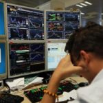 Borsa: Milano chiude a -4,81%