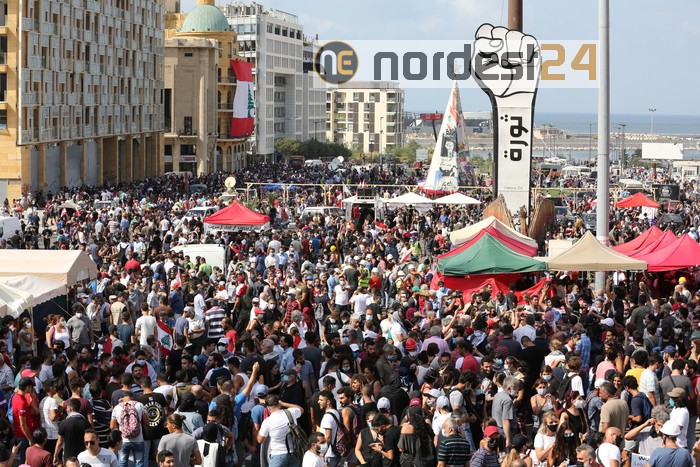 Beirut:Piazza dei Martiri si riempie per raduno anti-governo