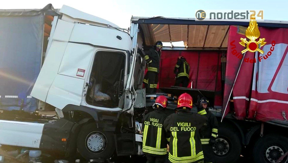 Incidente In A4 Tamponamento Tra Tir Deceduto Un 64enne Nordest24