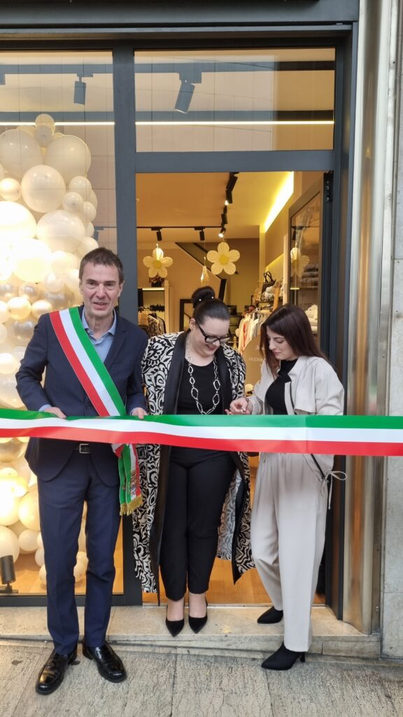 Pordenone. Due giovani donne rivoluzionano la moda locale con il "Duemme Store"