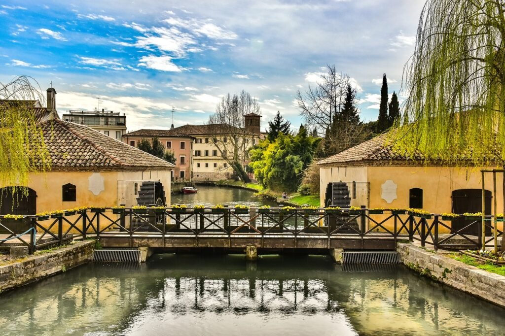 A Portogruaro visite guidate gratuite in barca e a piedi