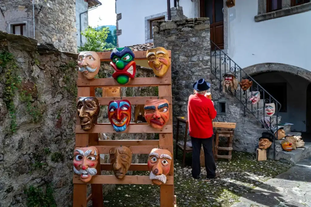 A Sutrio la "Magia del Legno"