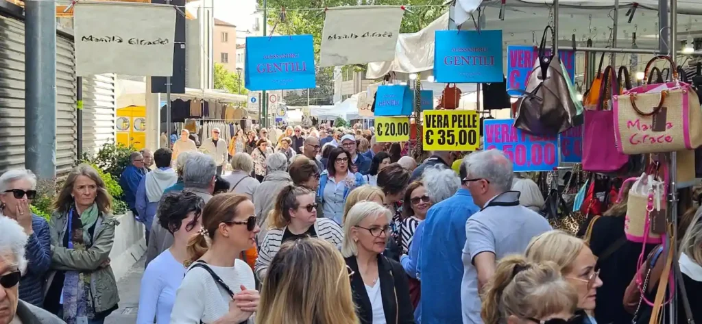 Gli Ambulanti di Forte dei Marmi