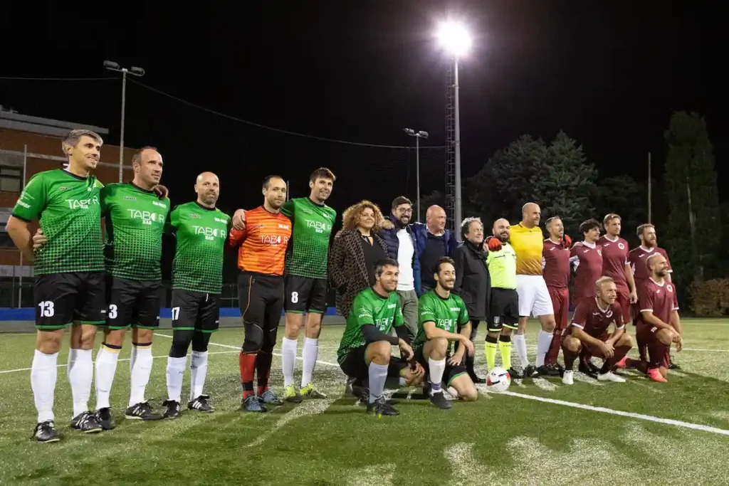 Cerimonia di apertura della 43ª edizione del Torneo Città di Trieste, con le squadre e i rappresentanti locali.