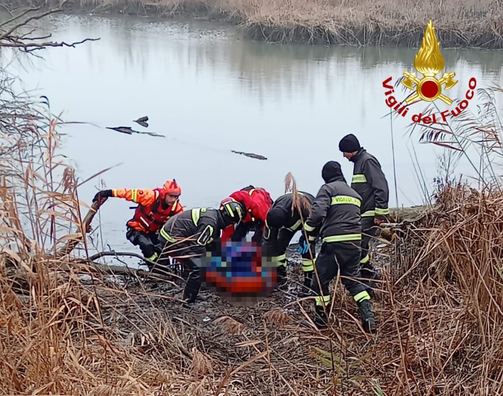 Ariano nel Polesine, recuperato il corpo di un uomo alla foce del Po