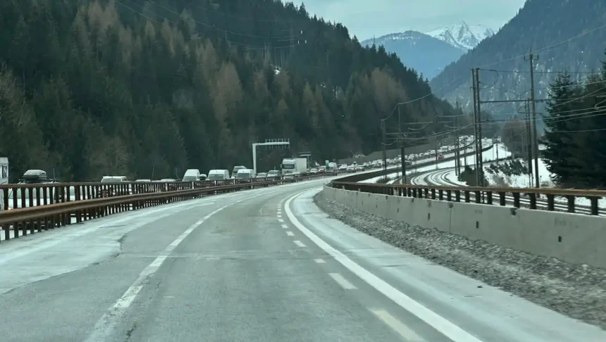 Aja lancia l'allarme: i lavori sul ponte Lueg mettono a rischio la stagione sulla costa veneta