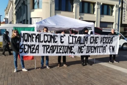 manifestazioni in piazza a Monfalcone